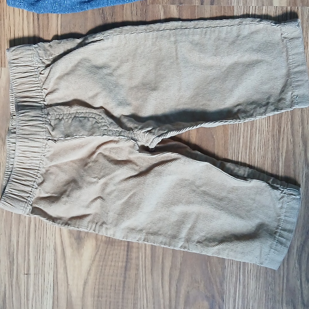 Baby bundle, 6 Piece Set of Pants, Shorts, Vest - Picture 2 of 8